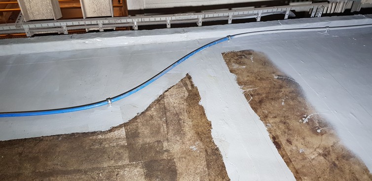 Uszczelnienie dylatacji i aplikacja membrany na posadzce betonowej